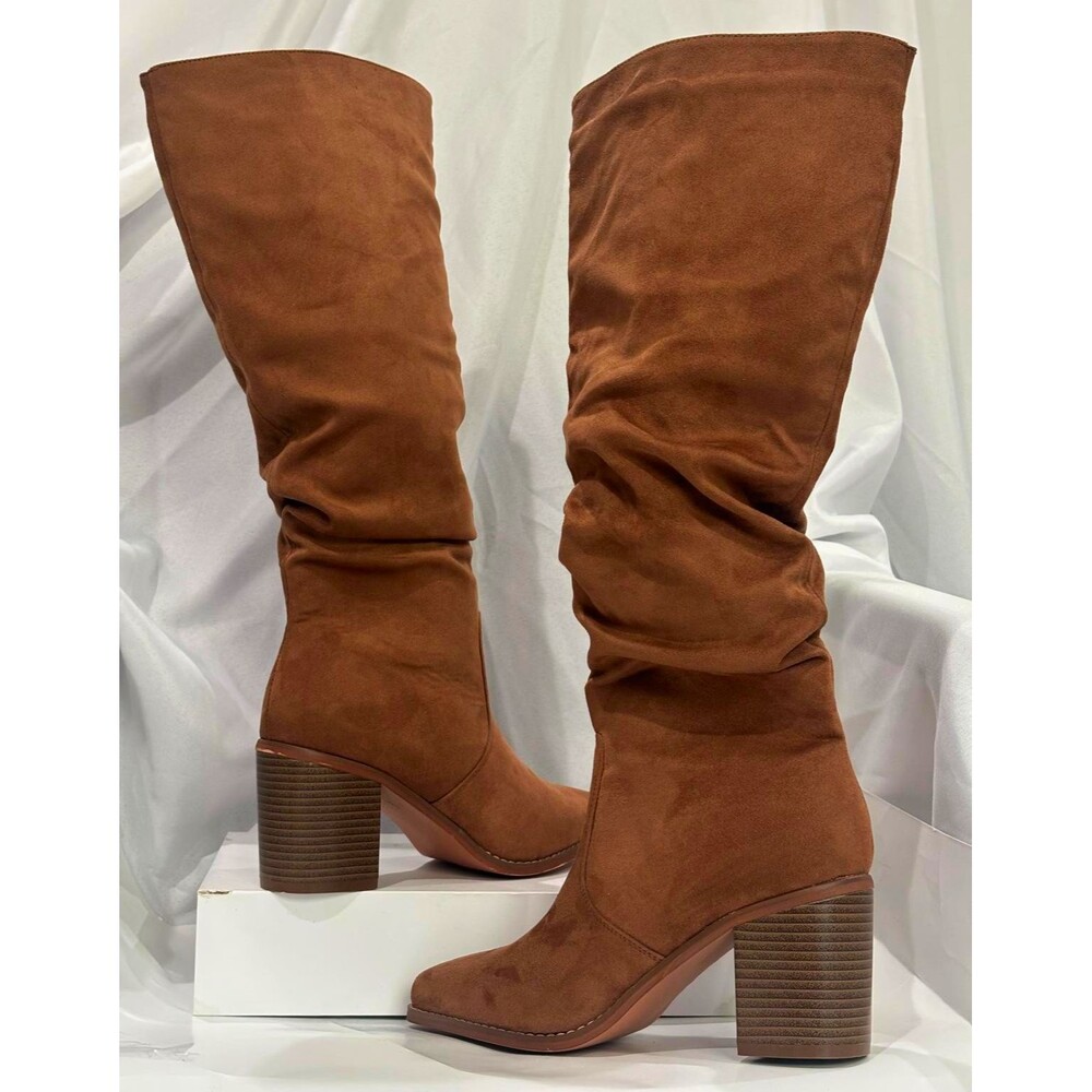 Women’s Brown Knee High Boots Size 7.5 Slouchy Block Heel New in Box